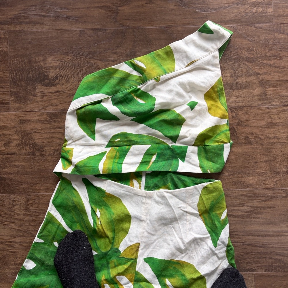 FARM Rio Green & White One-Shoulder Wide Leg Jumpsuit with Leaf Print - Picture 6 of 10